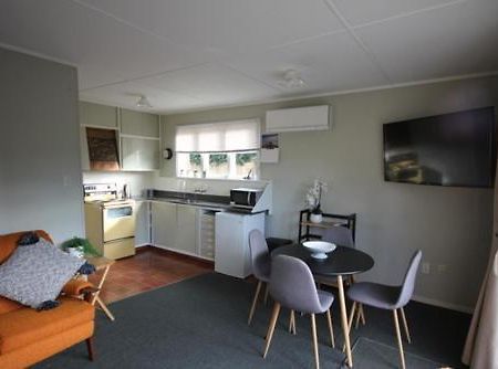 3 Woodbank Road Villa Ханмер Спрингс Екстериор снимка